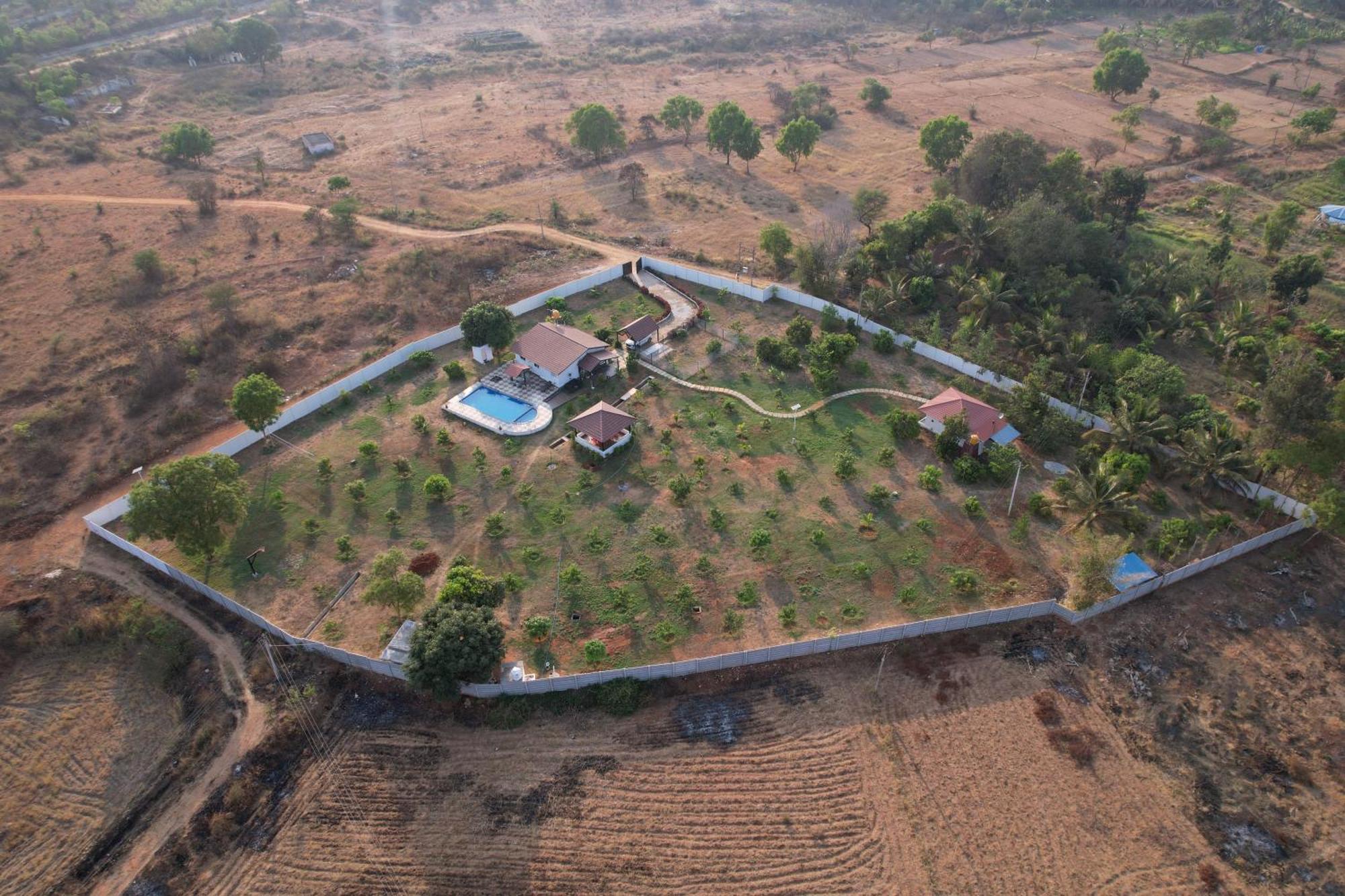 Raj Home Stay Mysore Eksteriør bilde